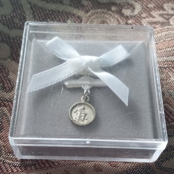 Guardian Angel Pin - Picture 3 of 3